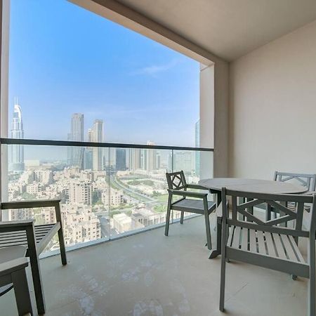 ドバイBurj Khalifa View - 2Br And Maid - Downtownアパートメント エクステリア 写真