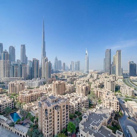 ドバイBurj Khalifa View - 2Br And Maid - Downtownアパートメント エクステリア 写真